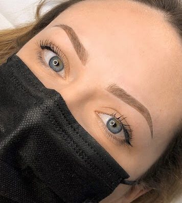 Image De Sourcils Ombre Brows &Amp;Amp; Cils Yumi Lashes - Formations Maquillage Semi-Permanent - Vanessa Manyi Salon De Beauté Villeurbanne