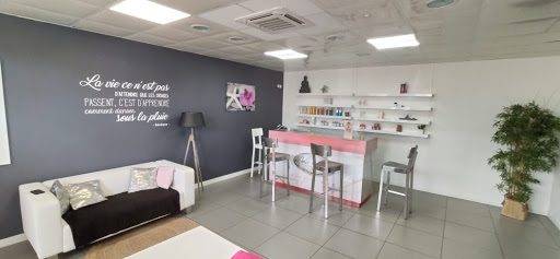 Image De Be You - Institut De Beauté Guadeloupe Salon De Beauté Baie-Mahault